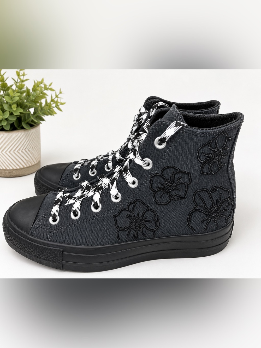 Converse Black High-Top Canvas Sneakers with Floral Embroidery, Sz 8, like new